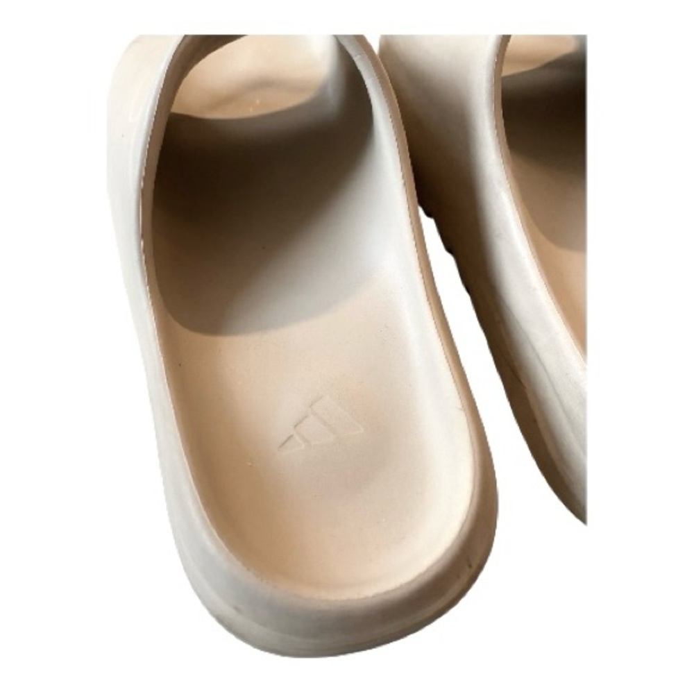 Adidas Yeezy Slides 'Pure - 2021’ - Picture 6 of 11